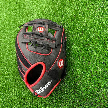 WILSON A200 EZ Catch 10" Tee Ball Glove - Black/Red